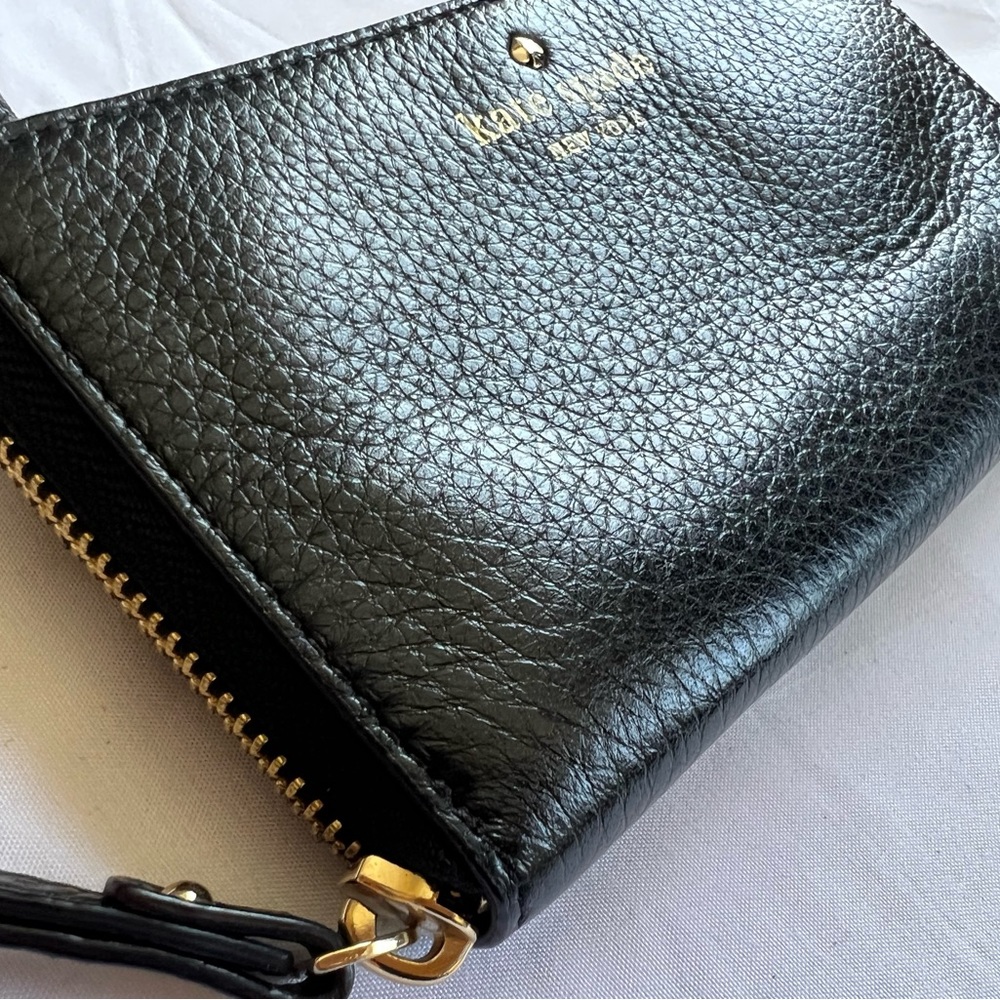 Kate Spade Black Wristlet Zip Clutch Wallet